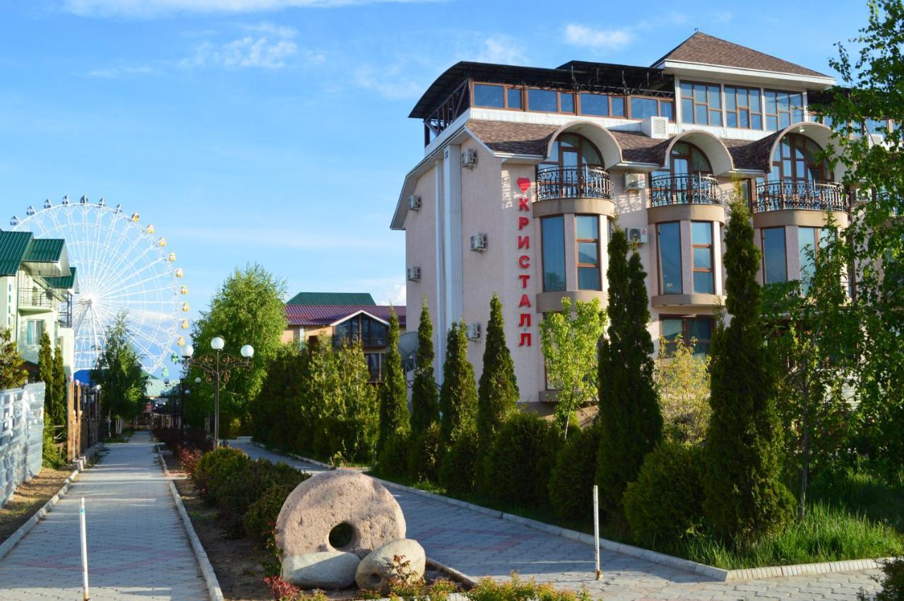 Kristall Hotel Bosteri Esterno foto