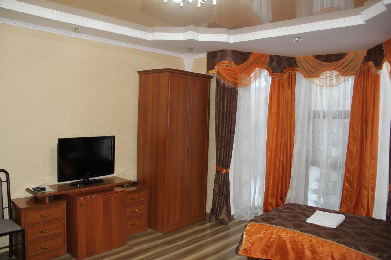 Kristall Hotel Bosteri Esterno foto