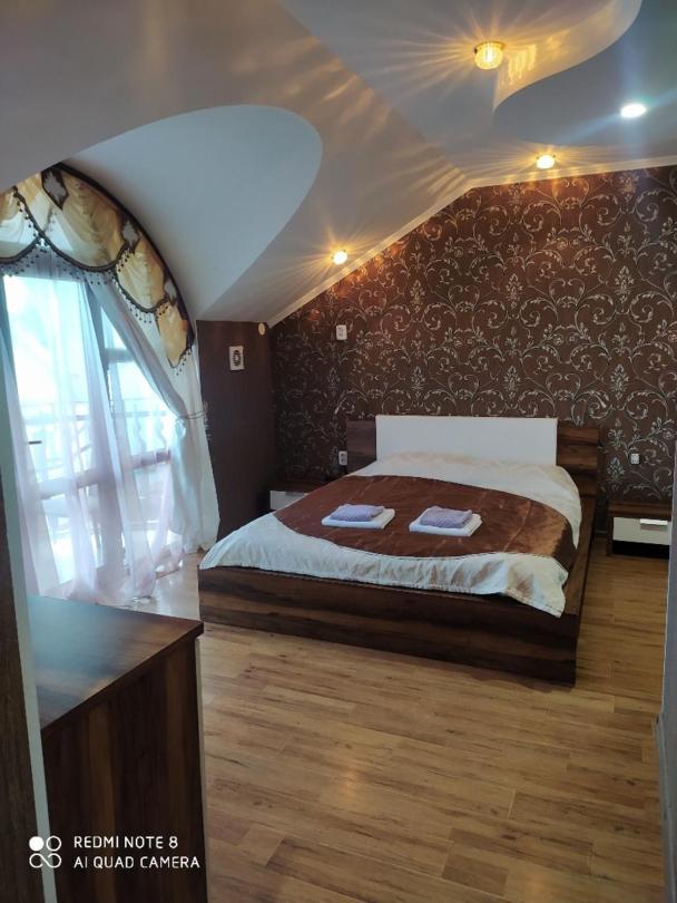 Kristall Hotel Bosteri Esterno foto