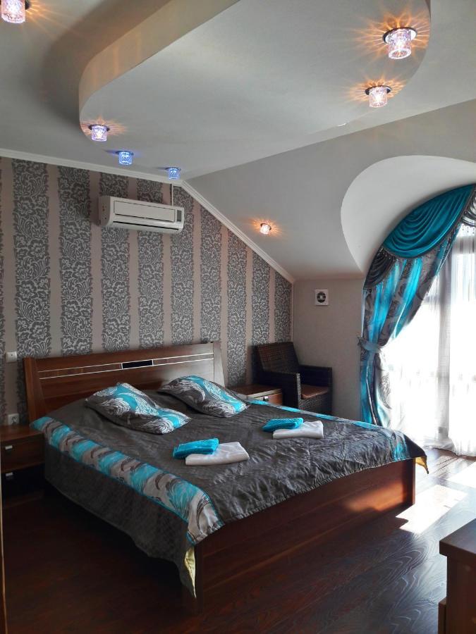 Kristall Hotel Bosteri Esterno foto