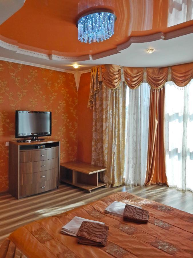 Kristall Hotel Bosteri Esterno foto